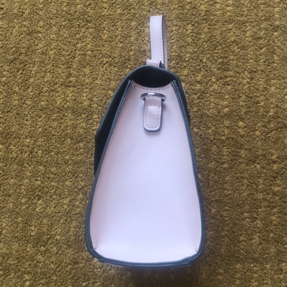 Pink handbag - Picture 2 of 4